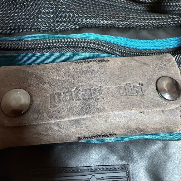 Vintage Patagonia Black Hole Glissade Duffel 70L Black Vintage Made in USA Trave - Picture 7 of 7